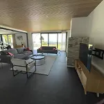 Vakantiehuis Ballens One Yens