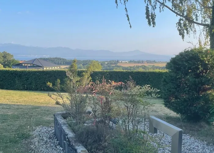 Vakantiehuis Ballens One Yens